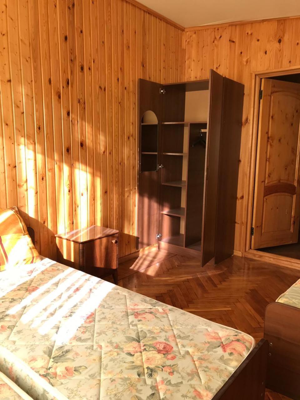 Гостевой Дом С Садом Gagry Exterior photo